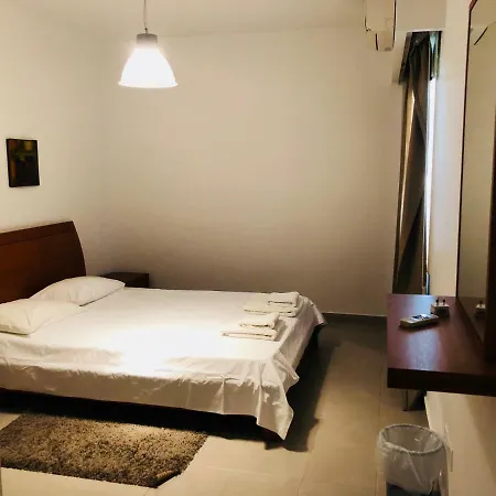 Elysia Park 404 Apartman